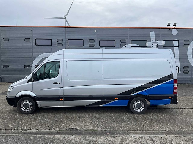2011 mercedes-benz sprinter 318cdi motorcross camper - afbeelding 32 van  49