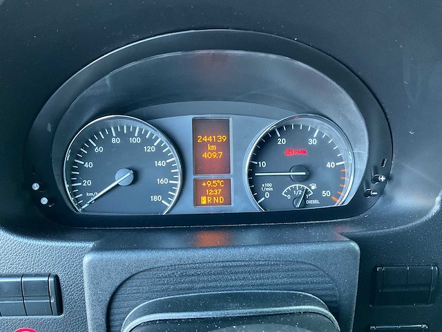 2011 mercedes-benz sprinter 318cdi motorcross camper - afbeelding 19 van  49