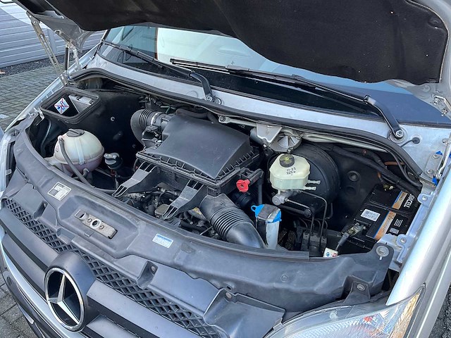 2011 mercedes-benz sprinter 318cdi motorcross camper - afbeelding 43 van  49