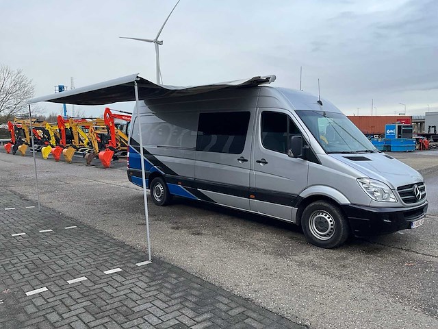 2011 mercedes-benz sprinter 318cdi motorcross camper - afbeelding 44 van  49