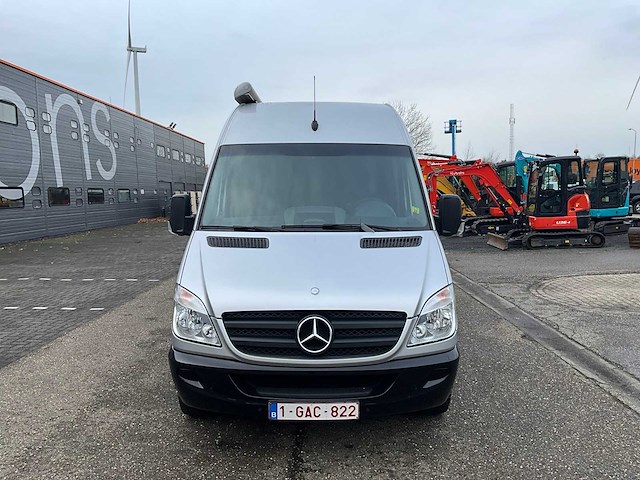 2011 mercedes-benz sprinter 318cdi motorcross camper - afbeelding 30 van  49