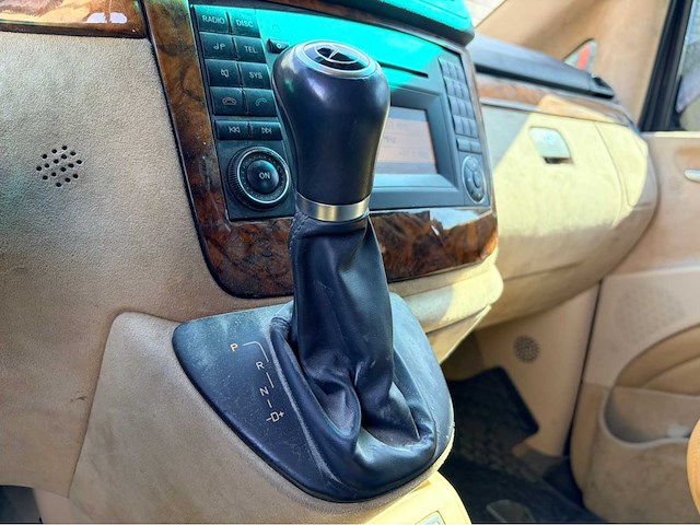 2011 mercedes-benz viano benzine vip bus automaat - afbeelding 4 van  17