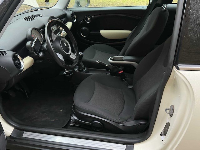 2011 mini 1.6 one minimalist business line personenauto - afbeelding 4 van  25
