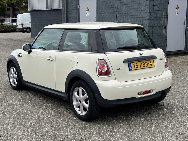 2011 mini 1.6 one minimalist business line personenauto - afbeelding 4 van  27