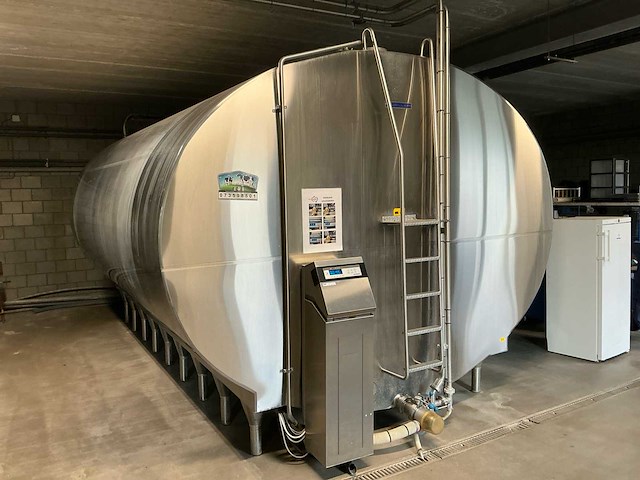 2011 mueller melk koeltank 33200ltr. - afbeelding 1 van  21