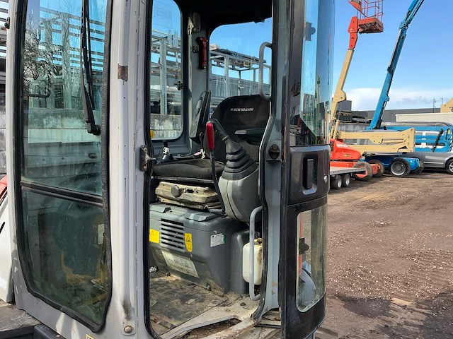 2011 new holland e50b sr midigraafmachine - afbeelding 16 van  37