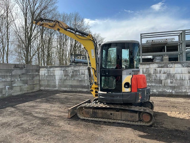 2011 new holland e50b sr midigraafmachine - afbeelding 29 van  37