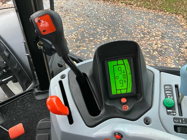 2011 new holland t6020 elite vierwielaangedreven landbouwtractor - afbeelding 11 van  34