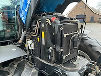 2011 new holland t6020 elite vierwielaangedreven landbouwtractor - afbeelding 22 van  34