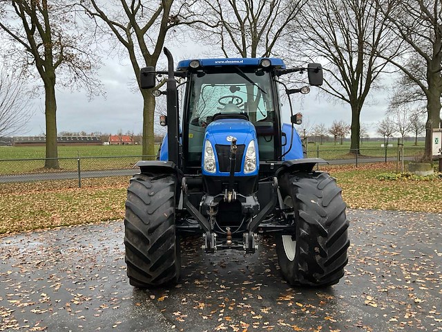 2011 new holland t6020 elite vierwielaangedreven landbouwtractor - afbeelding 12 van  34