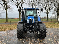 2011 new holland t6020 elite vierwielaangedreven landbouwtractor - afbeelding 12 van  34