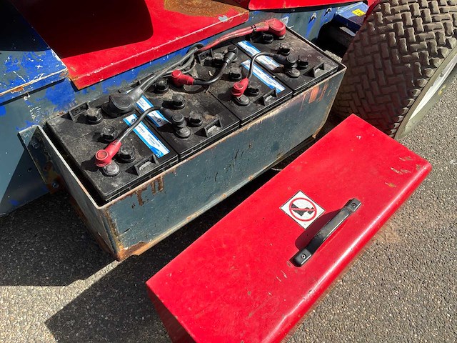 2011 nifty hr12 nde hoogwerker - afbeelding 8 van  25