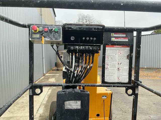 2011 niftylift hr12 ne elektrische knikarmhoogwerker – 12,2 m - afbeelding 13 van  16