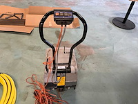 2011 nilfisk ca340 schrobzuigmachine - afbeelding 6 van  11