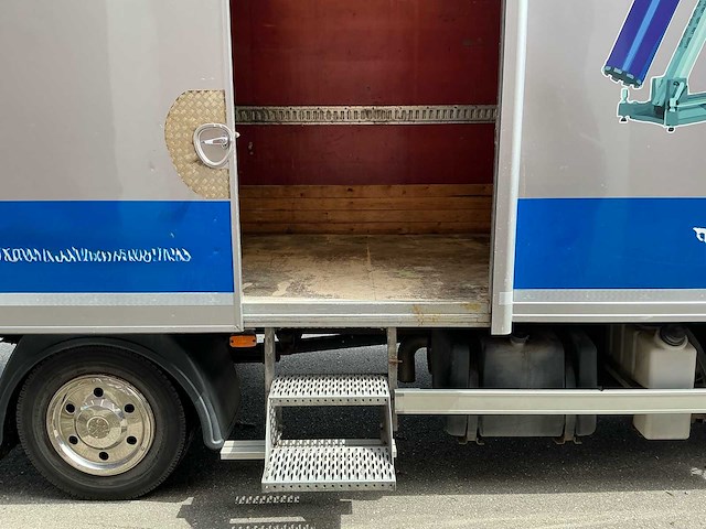 2011 nissan atleon vrachtwagen - afbeelding 21 van  49
