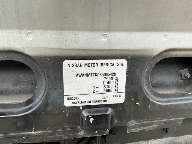 2011 nissan atleon vrachtwagen - afbeelding 44 van  49