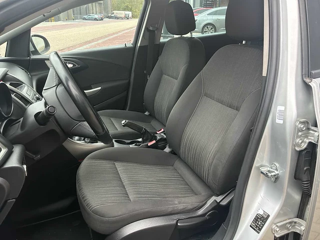 2011 opel astra j eco flex stationwagen personenauto - afbeelding 15 van  29