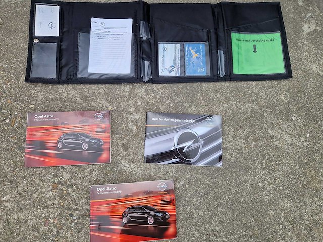2011 opel astra sports tourer 1.4 turbo cosmo personenauto - afbeelding 7 van  15