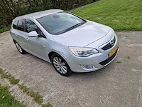 2011 opel astra sports tourer 1.4 turbo cosmo personenauto - afbeelding 13 van  15