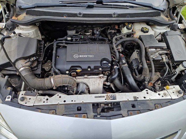 2011 opel astra sports tourer 1.4 turbo cosmo personenauto - afbeelding 14 van  15