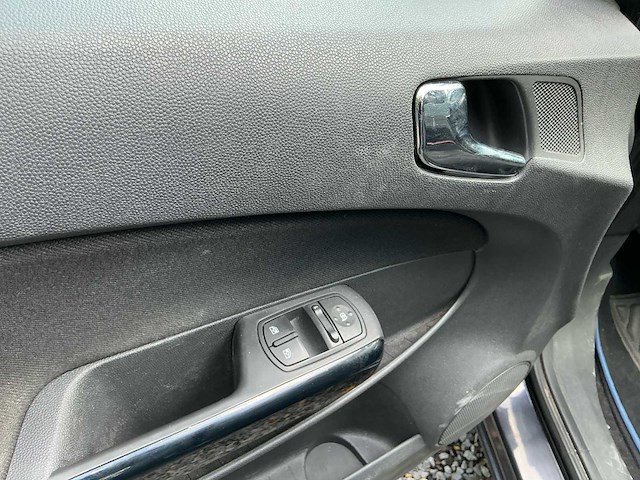 2011 opel corsa 1.2-16v selection personenauto - afbeelding 15 van  30