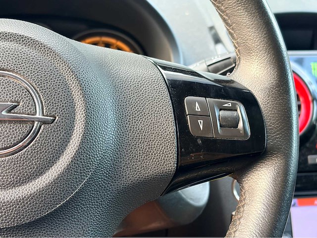 2011 opel corsa 1.4-16v airco - navi personenauto - afbeelding 6 van  14