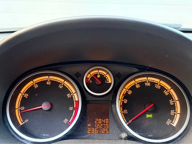 2011 opel corsa 1.4-16v airco - navi personenauto - afbeelding 8 van  9