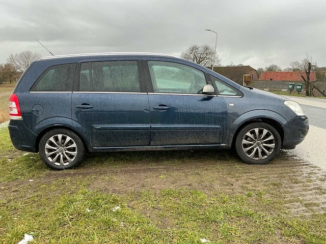 2011 opel zafira 1.8 111 y. ed. personenauto - afbeelding 25 van  33