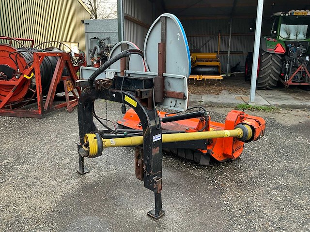 2011 perfect zw-180 klepelmaaier - afbeelding 1 van  9