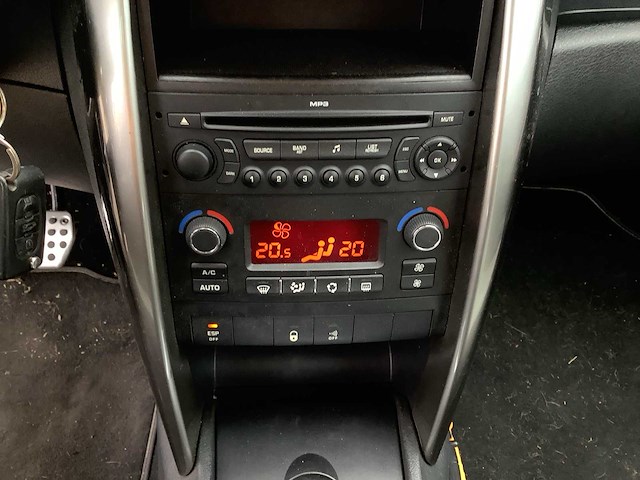 2011 peugeot 207 cc 1.6 thp roland g. personenauto 87-pvg-8 - afbeelding 13 van  18