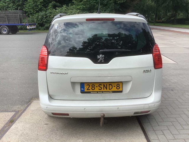 2011 peugeot 5008 1.6 thp b.l. exe 7p. personenauto - afbeelding 10 van  13