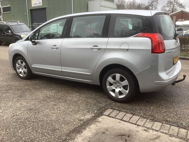 2011 peugeot 5008 1.6 thp st 7p. personenauto - afbeelding 11 van  13