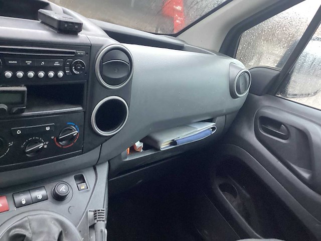 2011 peugeot partner 120 1.6 hdi bedrijfswagen - afbeelding 5 van  21