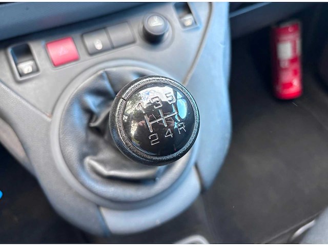 2011 peugeot partner tepee 1.6 hdif xr personenauto - afbeelding 5 van  19