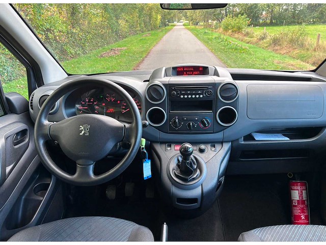 2011 peugeot partner tepee 1.6 hdif xr personenauto - afbeelding 17 van  19