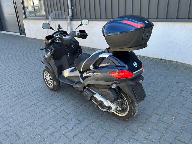 2011 piaggio mp3 lt 400i motorfiets - afbeelding 11 van  18