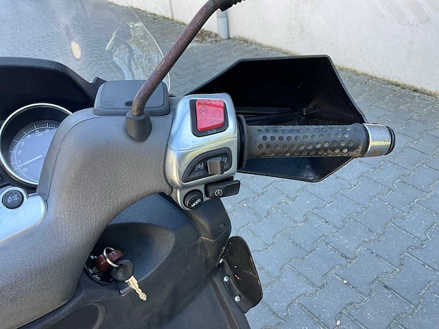 2011 piaggio mp3 lt 400i motorfiets - afbeelding 18 van  18