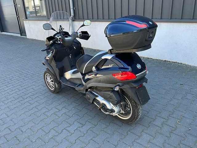 2011 piaggio mp3 lt 400i motorfiets - afbeelding 11 van  18