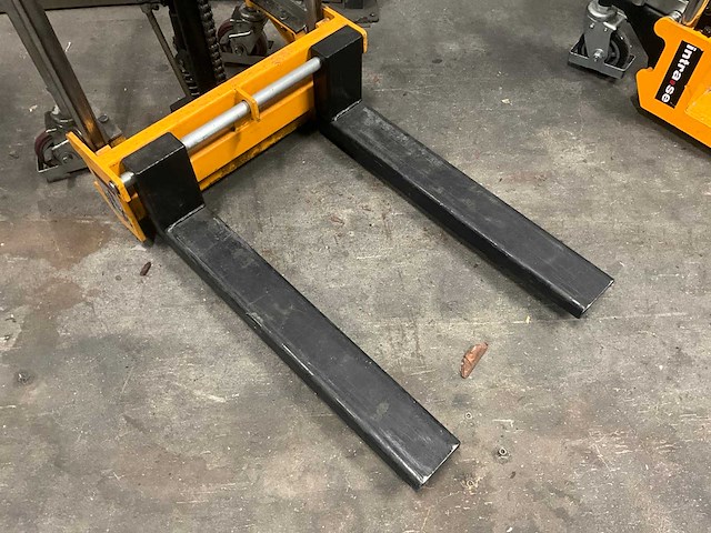 2011 pj4085 stapelaar - afbeelding 2 van  5