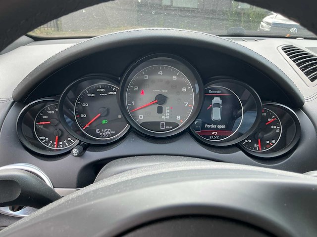 2011 porsche cayenne 4.8 s - afbeelding 16 van  44