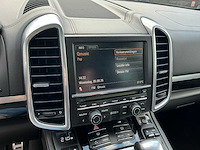 2011 porsche cayenne 4.8 s - afbeelding 17 van  44