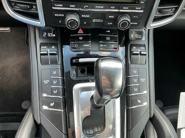 2011 porsche cayenne 4.8 s - afbeelding 18 van  44