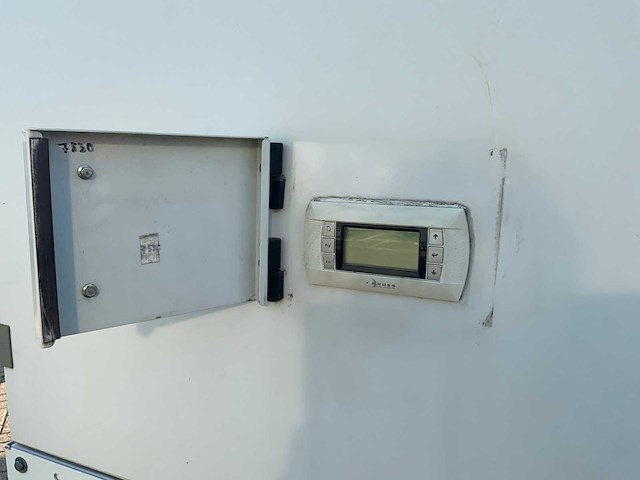 2011 rhoss tcavbz 2701 chiller - afbeelding 5 van  6