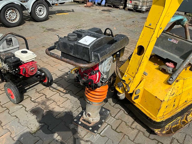 2011 samac s64 trilstamper - afbeelding 1 van  7