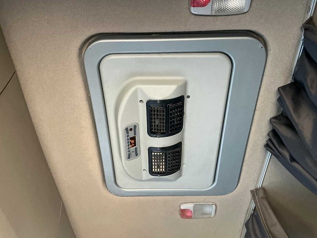 2011 scania r500 v8 la 4x2 vrachtwagen 44-bhx-8 - afbeelding 31 van  46