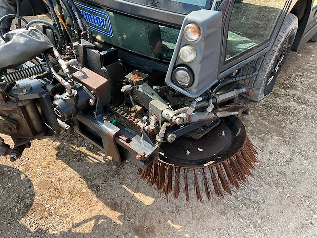 2011 schmidt compact 200 veeg- zuigwagen - afbeelding 11 van  32