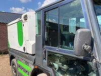 2011 schmidt compact 200 veeg- zuigwagen - afbeelding 15 van  32