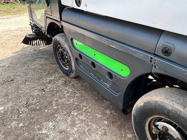 2011 schmidt compact 200 veeg- zuigwagen - afbeelding 30 van  32