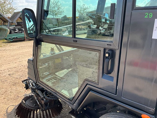 2011 schmidt compact 200 veeg- zuigwagen - afbeelding 32 van  32