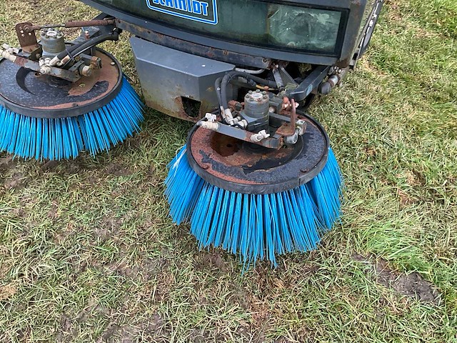 2011 schmidt swingo 200+ straatveegmachine - afbeelding 21 van  25